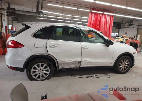 2013 Porsche Cayenne из США, поврежденный, VIN WP1AA2A25DLA03850